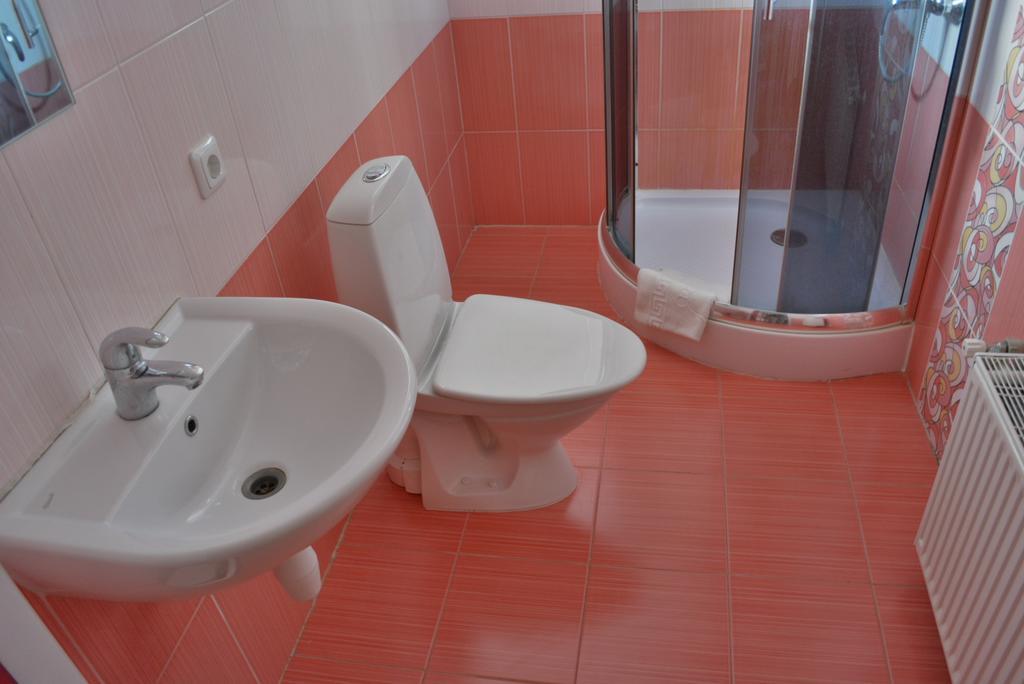 Motelis Bu-Bu Pļaviņas Habitación foto